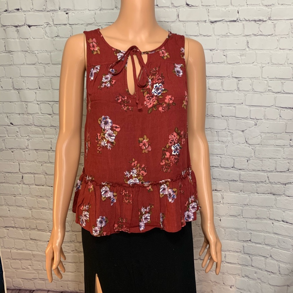 American Eagle outfitters size small boho Red Floral Flowy Top with ruffles